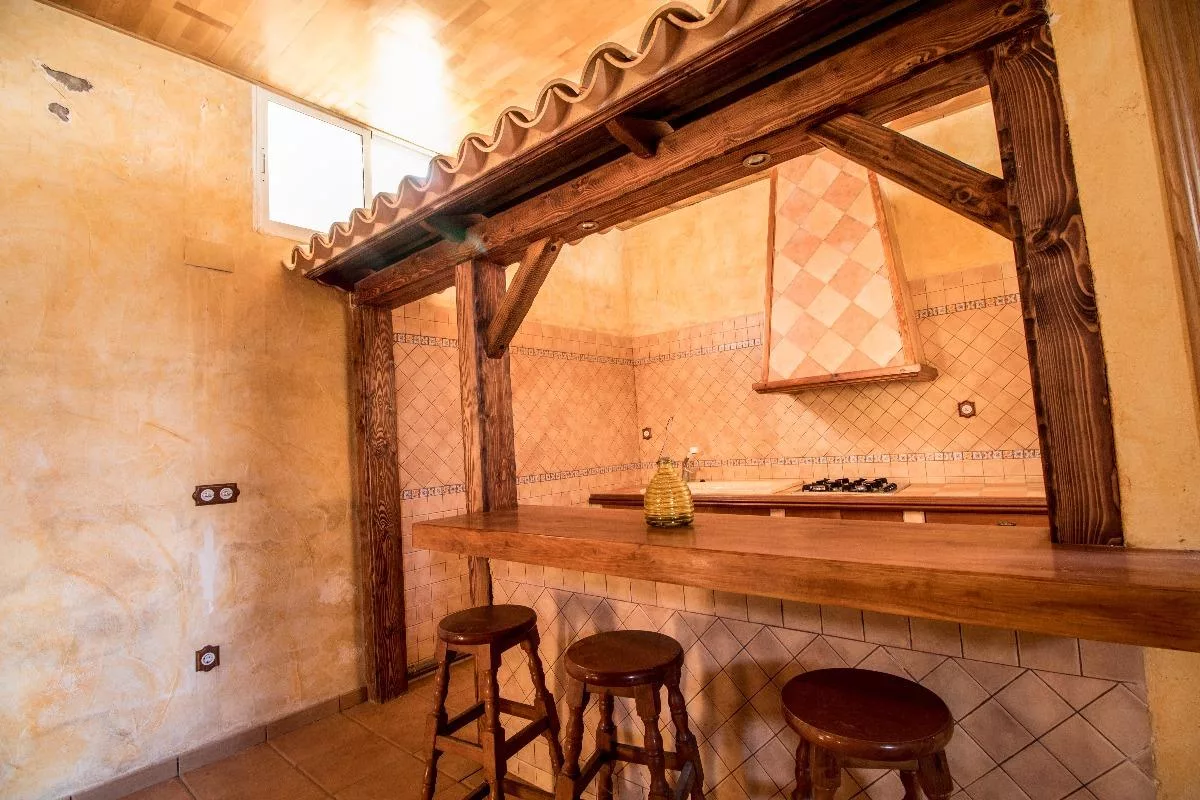 Country house · 4 bed · 1 bath · 150 m² · Elda — Photo 3 of 13