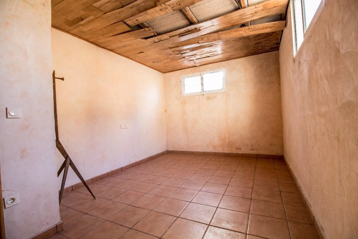 Country house · 4 bed · 1 bath · 150 m² · Elda — Photo 5 of 13