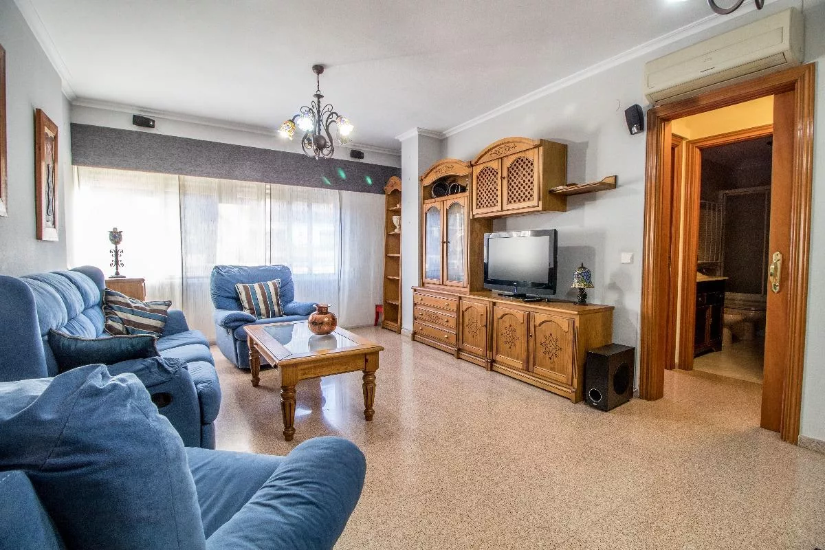 Apartment · 3 bed · 2 baths · 100 m² · Elda