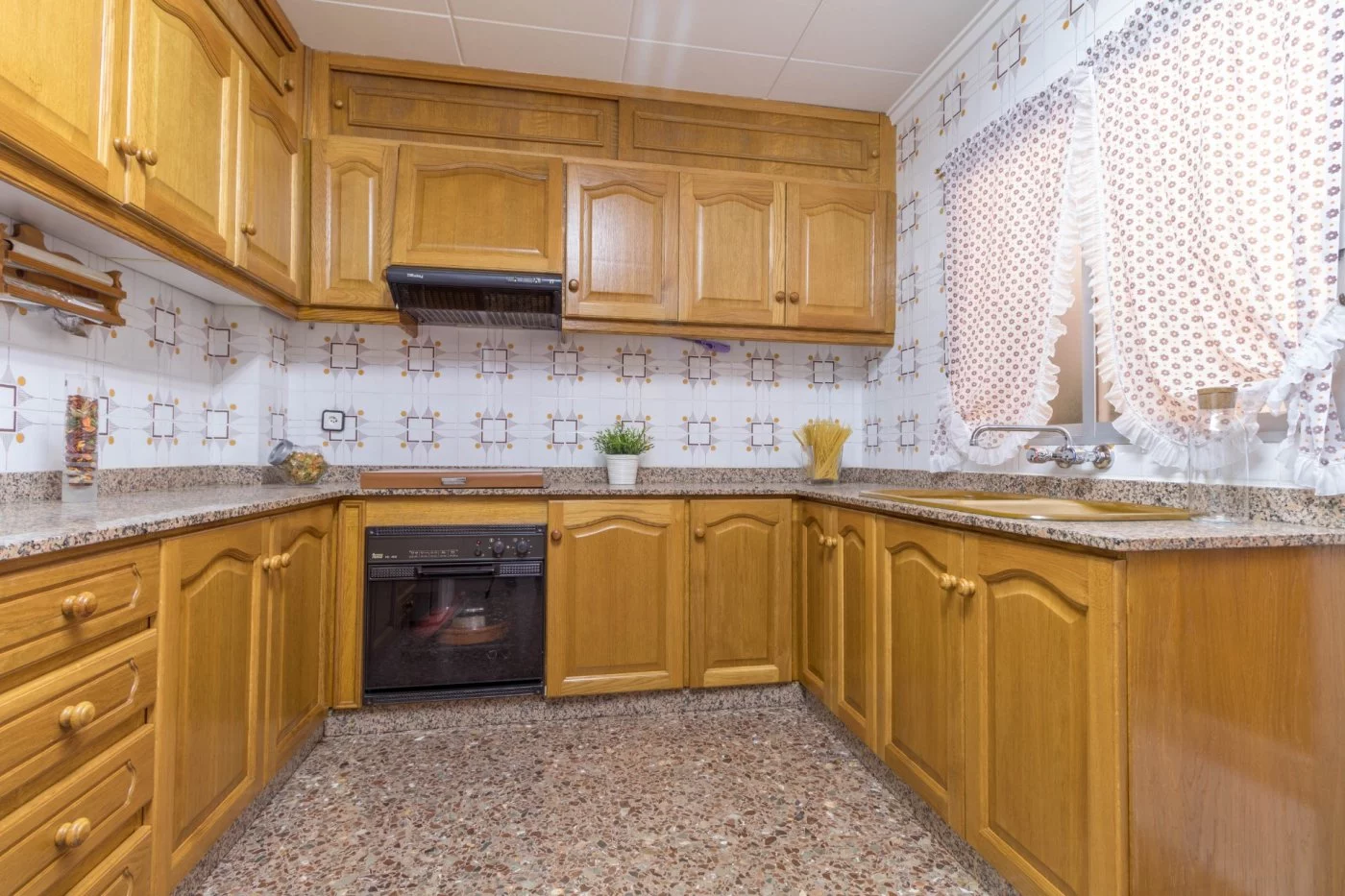 Apartment for rent in Murillo, Elda — Photo 3 of 13