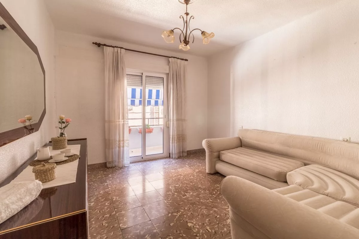 Acogedora y bien ubicada — Foto 2 de 7