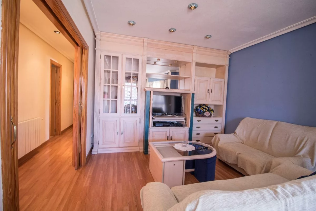 Apartment · 3 bed · 2 baths · 113 m² · Petrer
