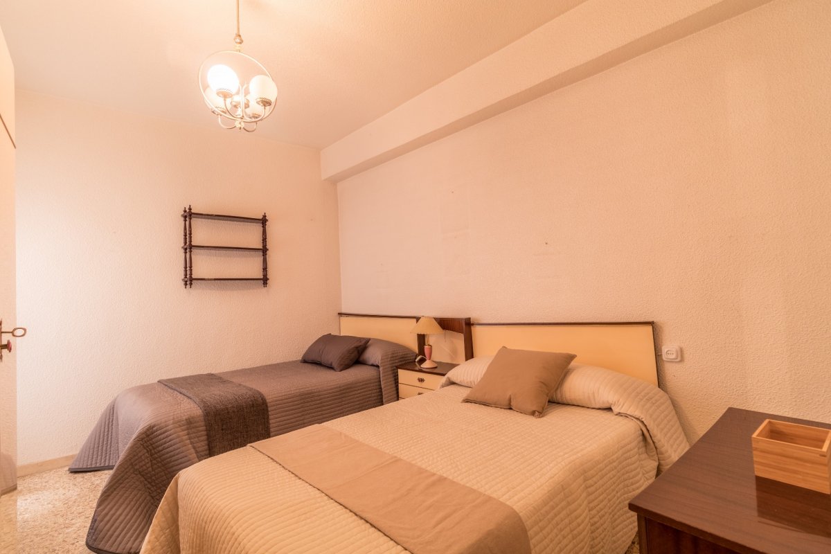 Apartment · 4 bed · 1 bath · 90 m² · Elda — Photo 4 of 8
