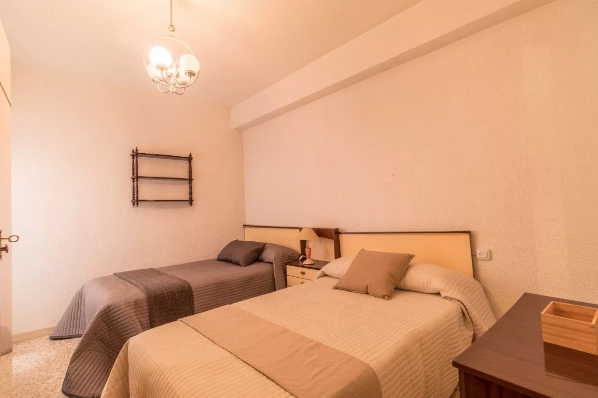 Apartment · 4 bed · 1 bath · 90 m² · Elda — Photo 4 of 8