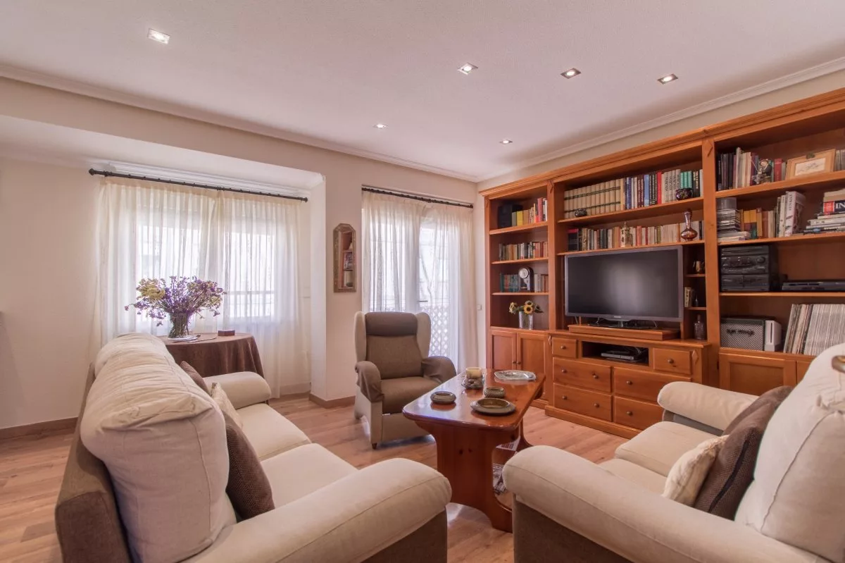 Apartment · 3 bed · 2 baths · 110 m² · Elda