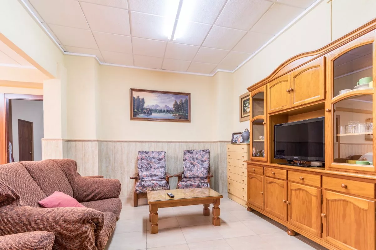 House · 1 bed · 120 m² · Elda — Photo 3 of 6