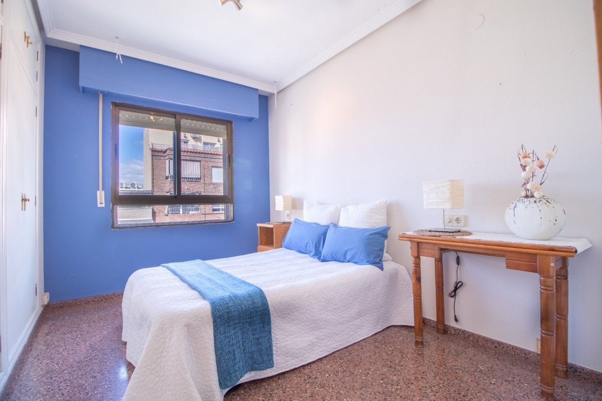Apartment · 3 bed · 2 baths · 100 m² · Petrer — Photo 5 of 12