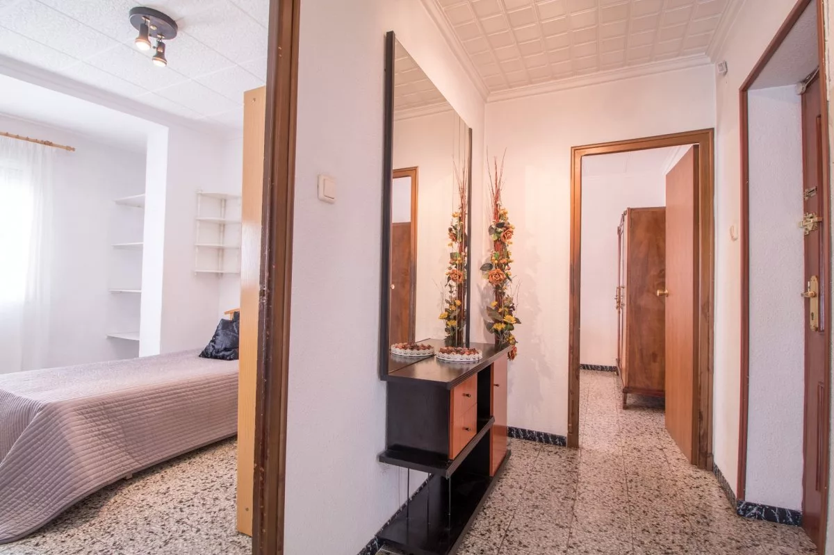 Apartment · 3 bed · 1 bath · 84 m² · Elda — Photo 4 of 9