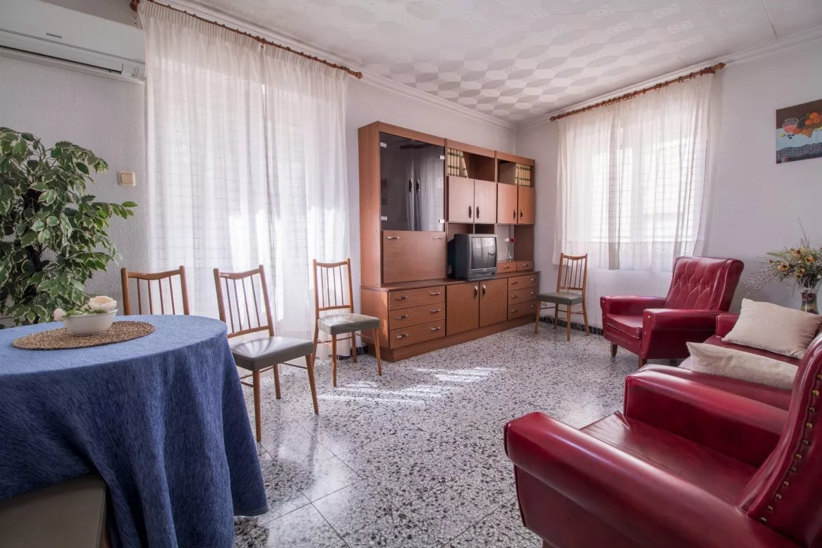 Apartment · 3 bed · 1 bath · 84 m² · Elda — Photo 5 of 9