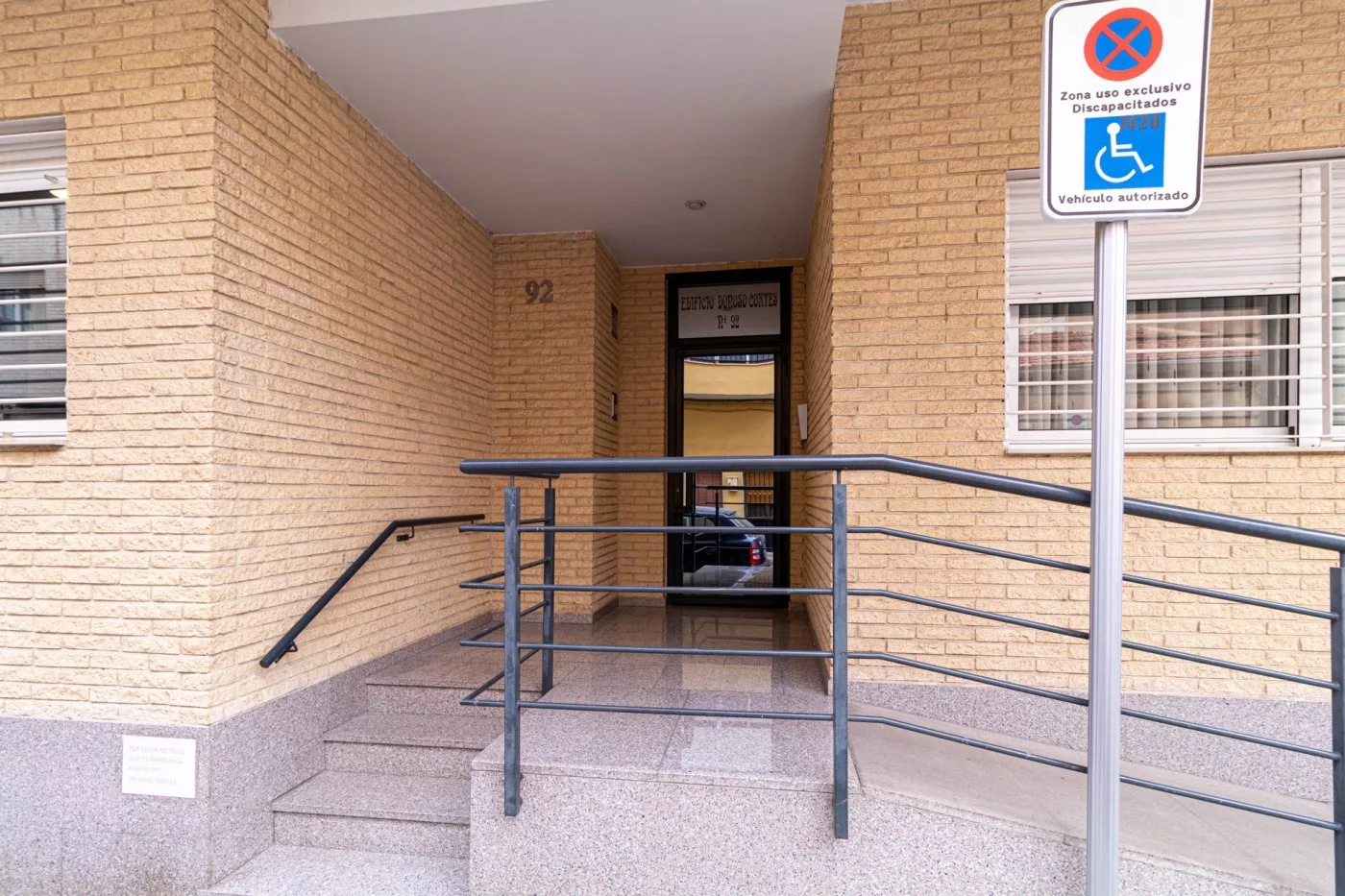 Apartment · 2 bed · 2 baths · 80 m² · Elda — Photo 2 of 18