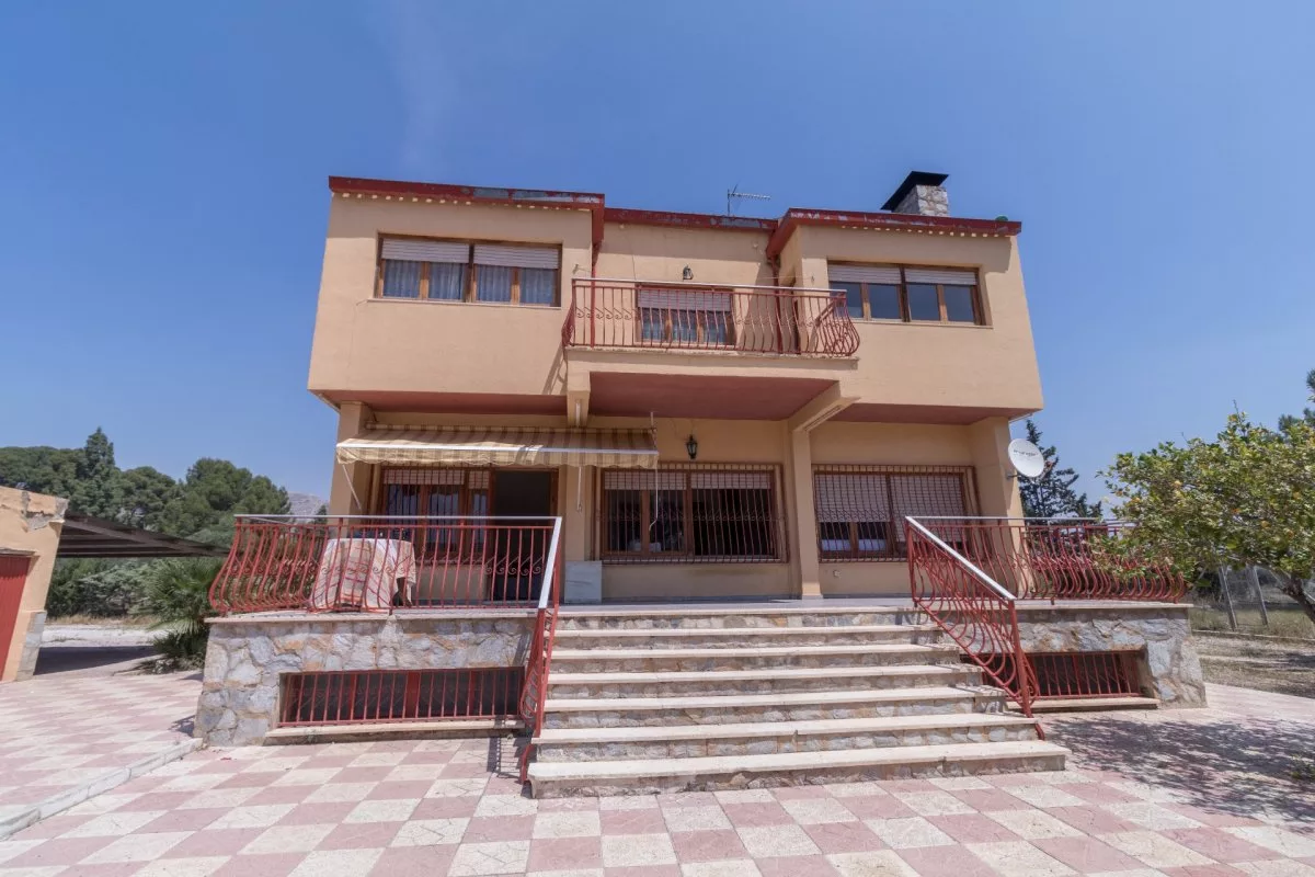 Country house in Elda — Photo 4 of 18