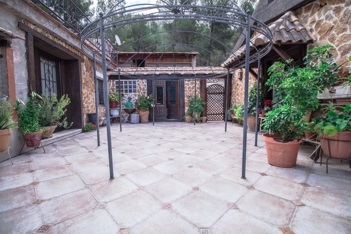 Country house — Photo 3 of 37