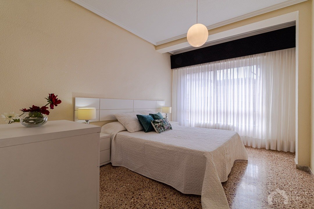 Amplia vivienda en Marina Española. — Foto 2 de 19