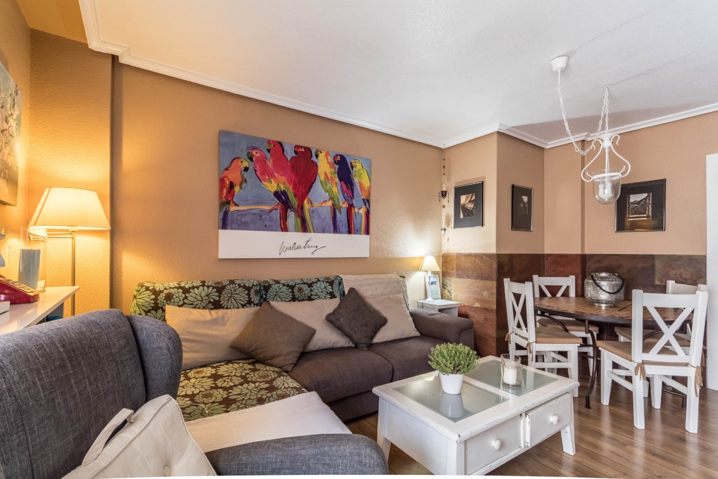 Apartment · 4 bed · 2 baths · 105 m² · Elda