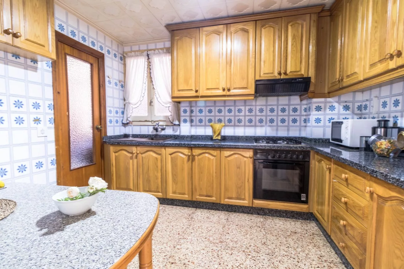 Apartment · 4 bed · 1 bath · 110 m² · Elda — Photo 3 of 10