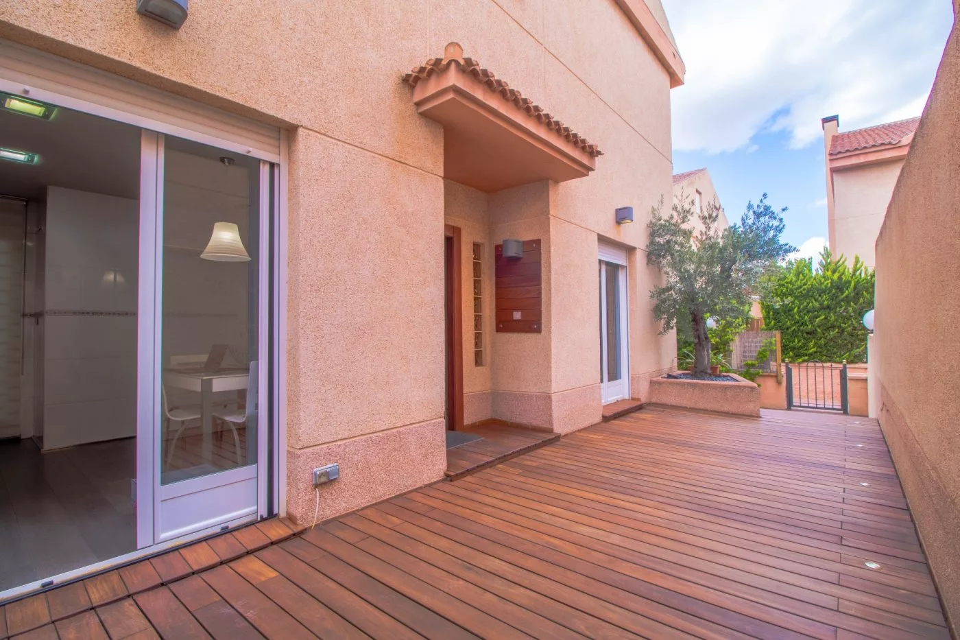 Semi-detached · 2 bed · 3 baths · 180 m² · Elda