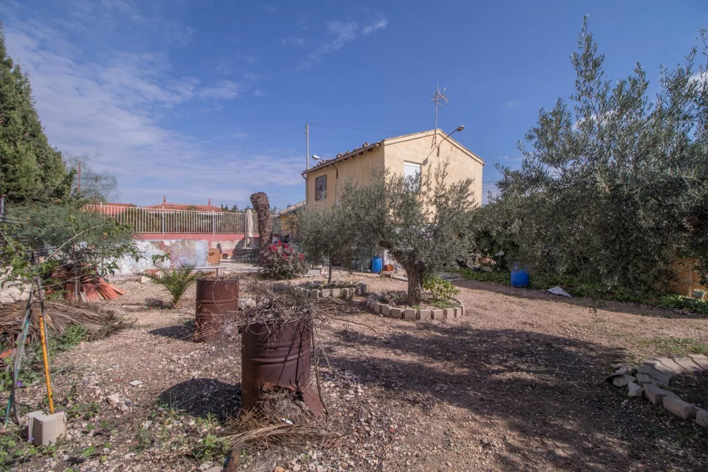 Country house · 4 bed · 1 bath · 111 m² · Elda