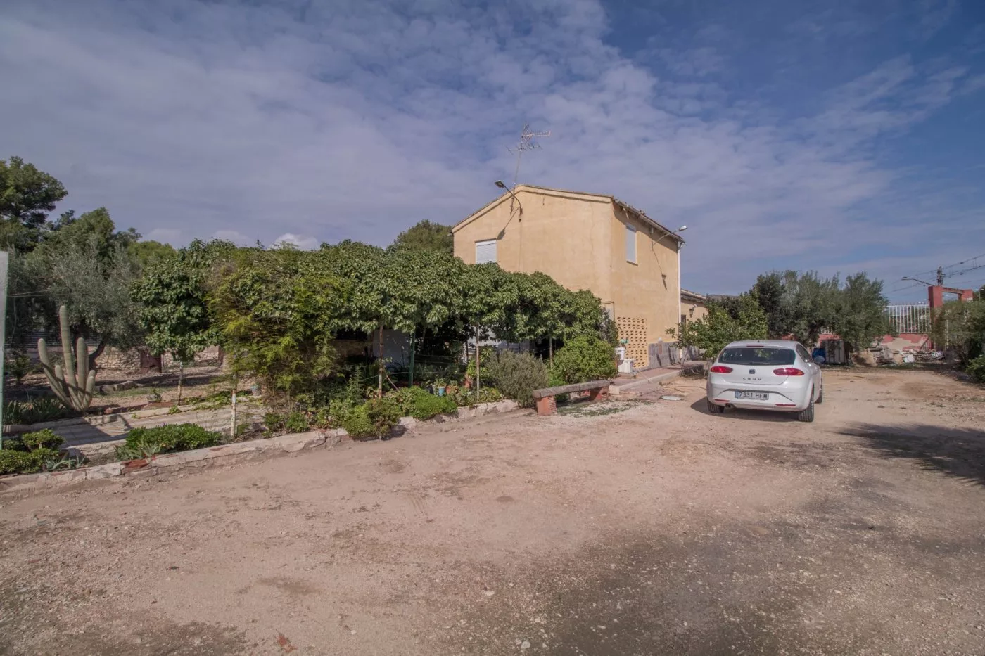 Country house · 4 bed · 1 bath · 111 m² · Elda — Photo 2 of 13