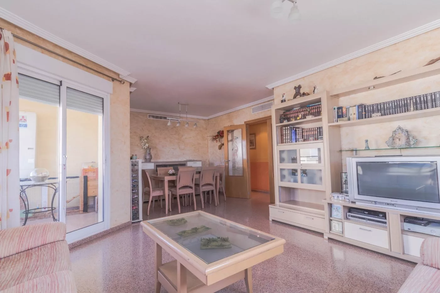 Apartment · 3 bed · 2 baths · 101 m² · Elda — Photo 3 of 19