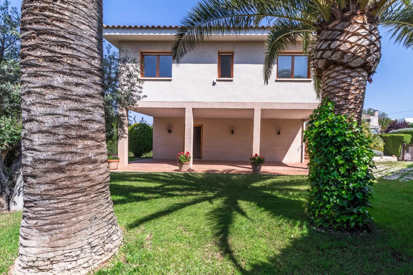 Villa · 3 bed · 2 baths · 160 m² · Petrer — Photo 2 of 25