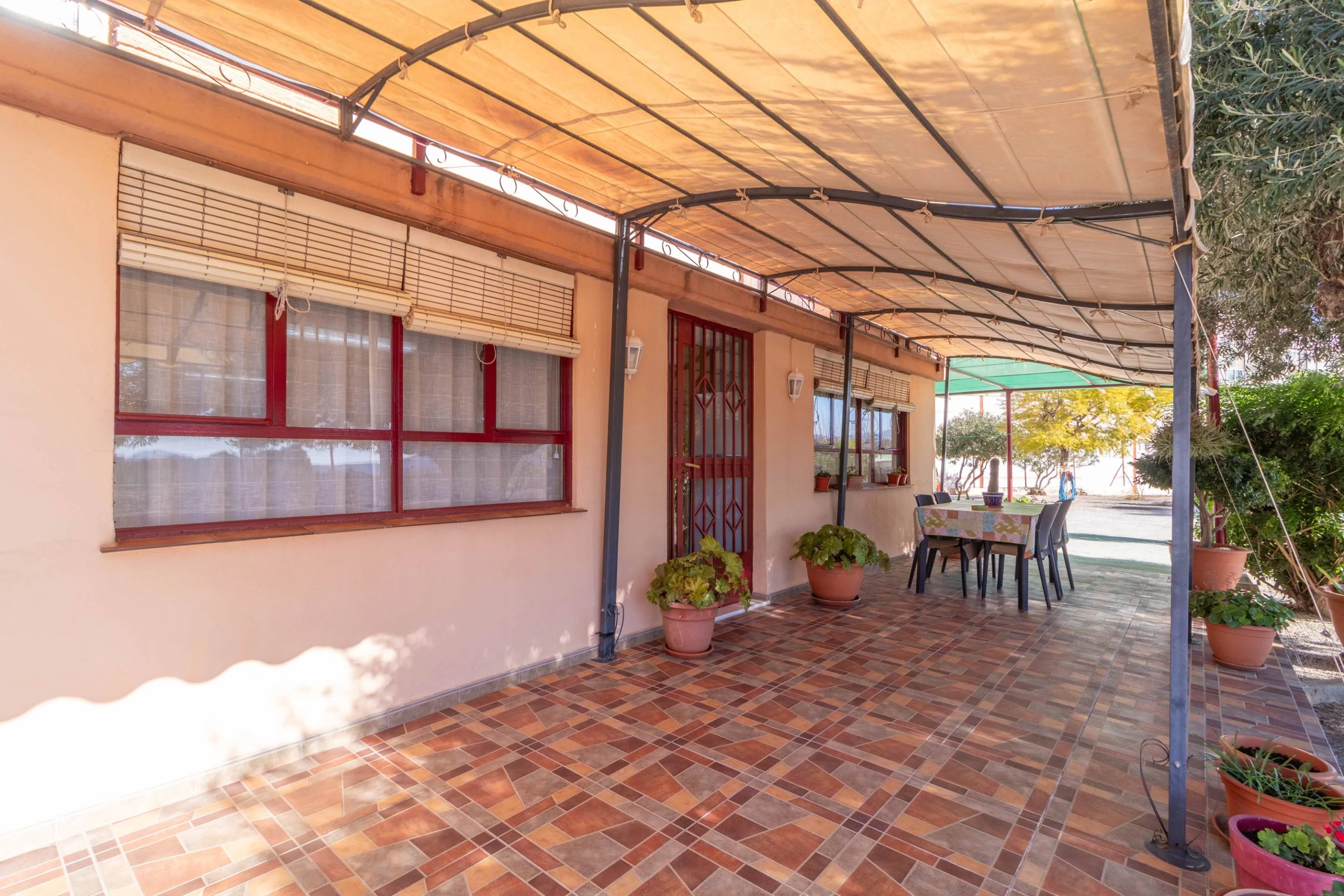 Villa for rent in Centro excursionista, Elda — Photo 4 of 35