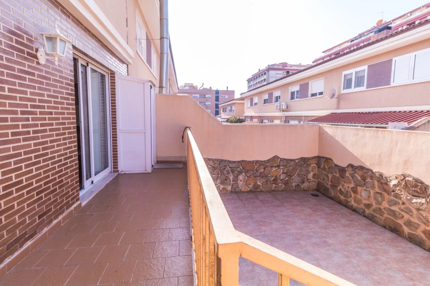 Bungalow · 3 bed · 3 baths · 180 m² · Petrer — Photo 2 of 21