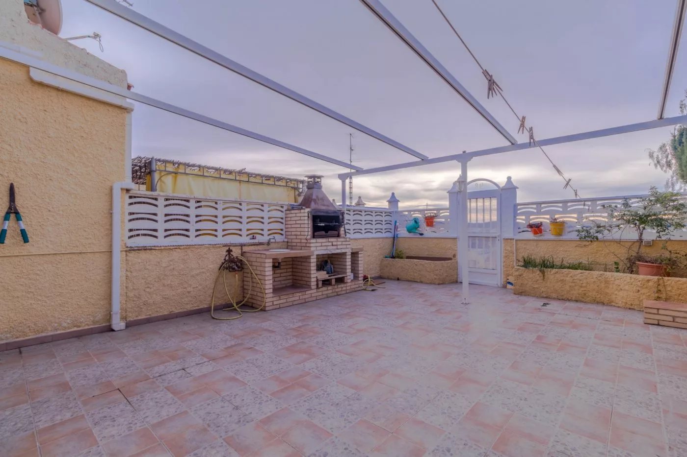 Bungalow · 4 bed · 2 baths · 130 m² · Elda — Photo 2 of 15