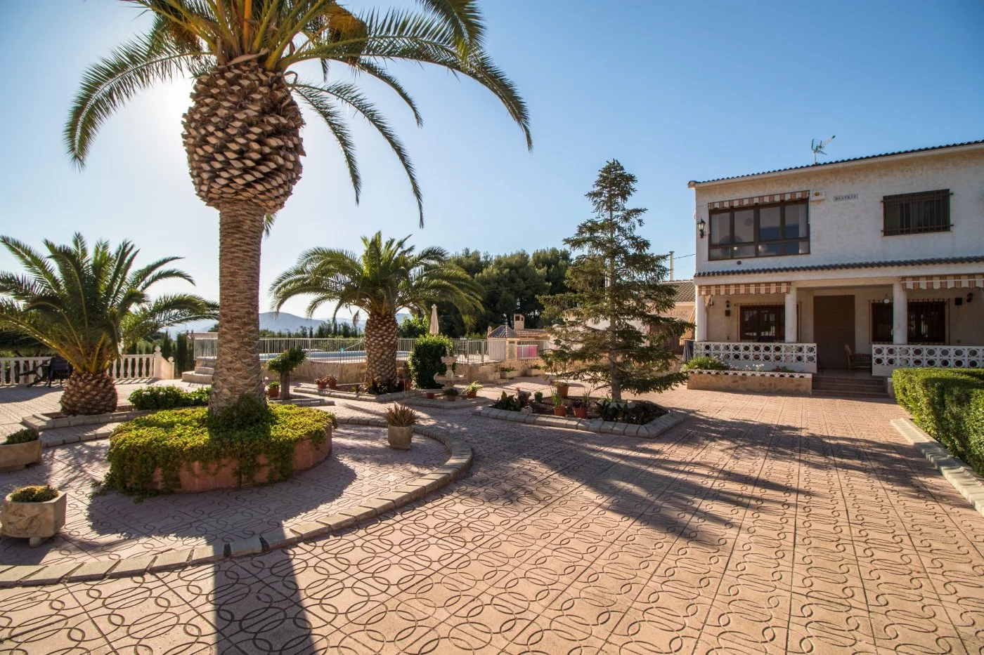 Country house for rent in Salinetas, Petrer — Photo 2 of 36