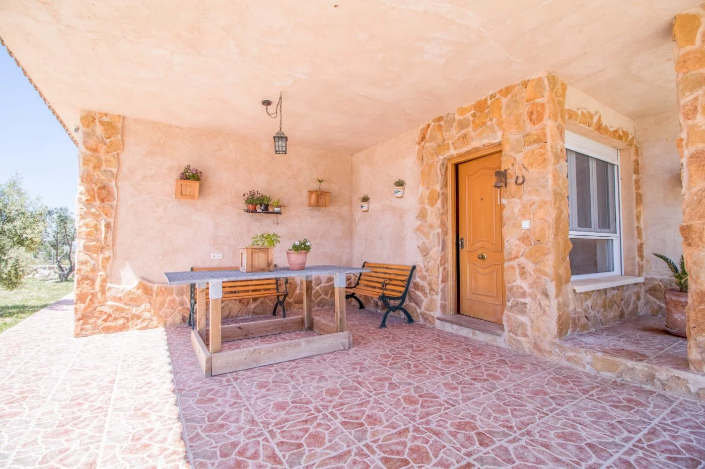 Villa for rent in Les Pedreres, Petrer — Photo 2 of 16