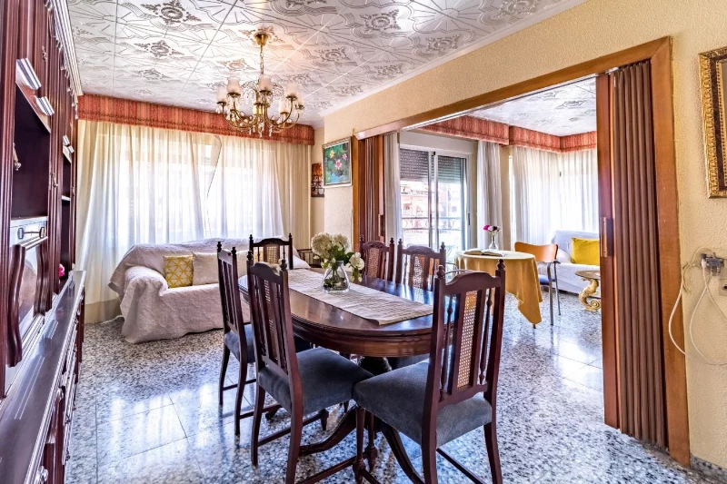 Apartment for rent in Avenidas chapí - alfonso xiii, Elda