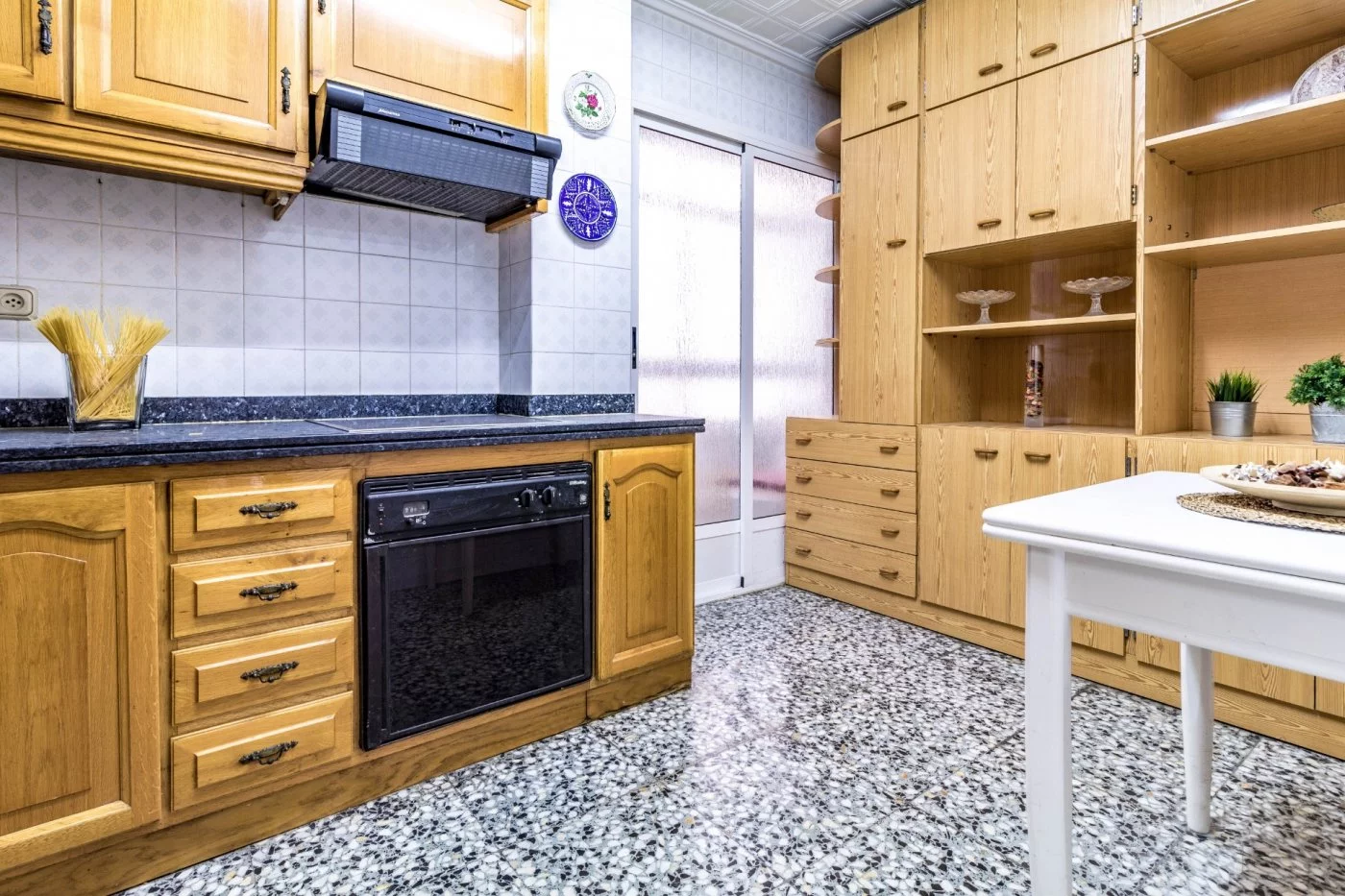 Apartment for rent in Avenidas chapí - alfonso xiii, Elda — Photo 4 of 9