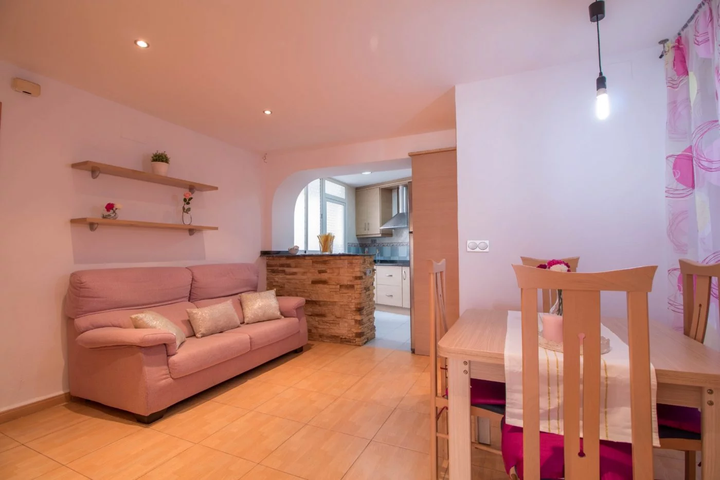 Apartment for rent in Av. alfonso xiii, Elda — Photo 4 of 10