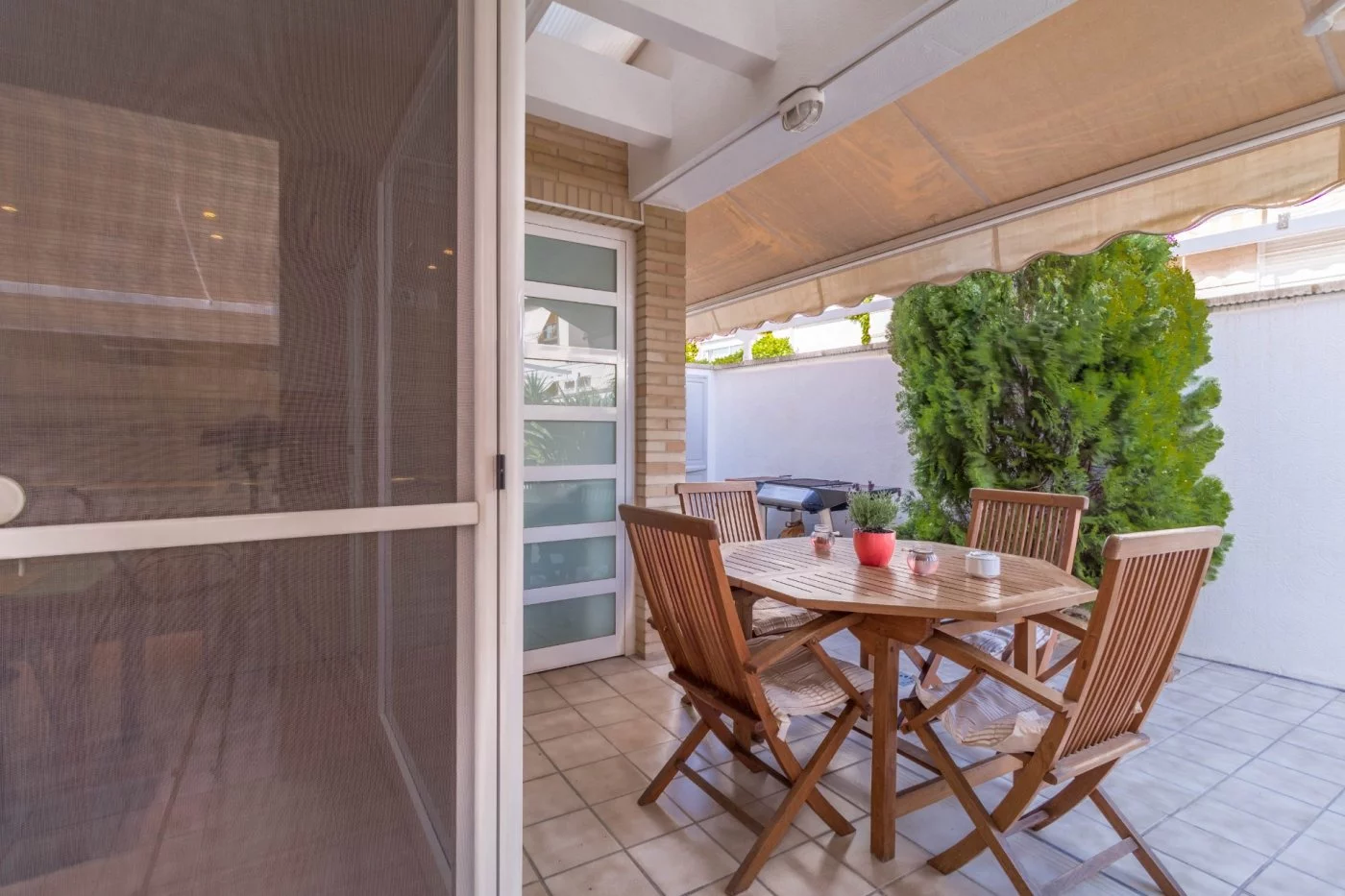 Semi-detached house for rent in Club de campo, Elda — Photo 3 of 39