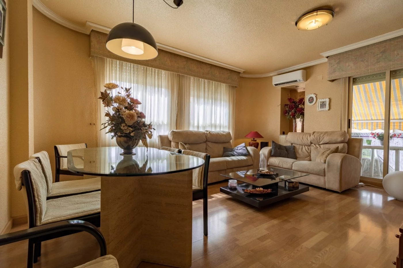 Apartment for rent in Felipe v, Petrer — Photo 2 of 14