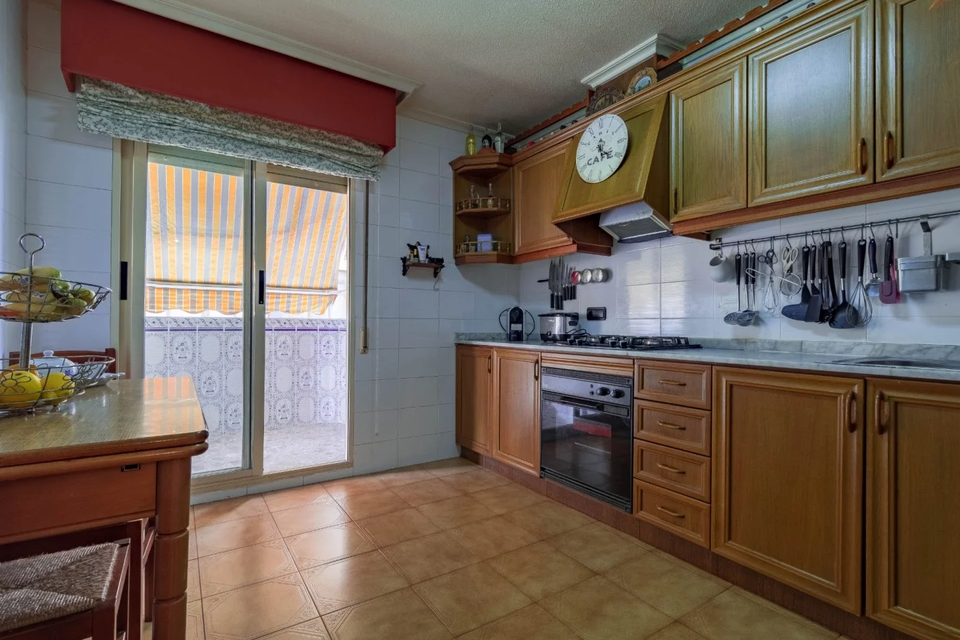 Apartment for rent in Felipe v, Petrer — Photo 5 of 14