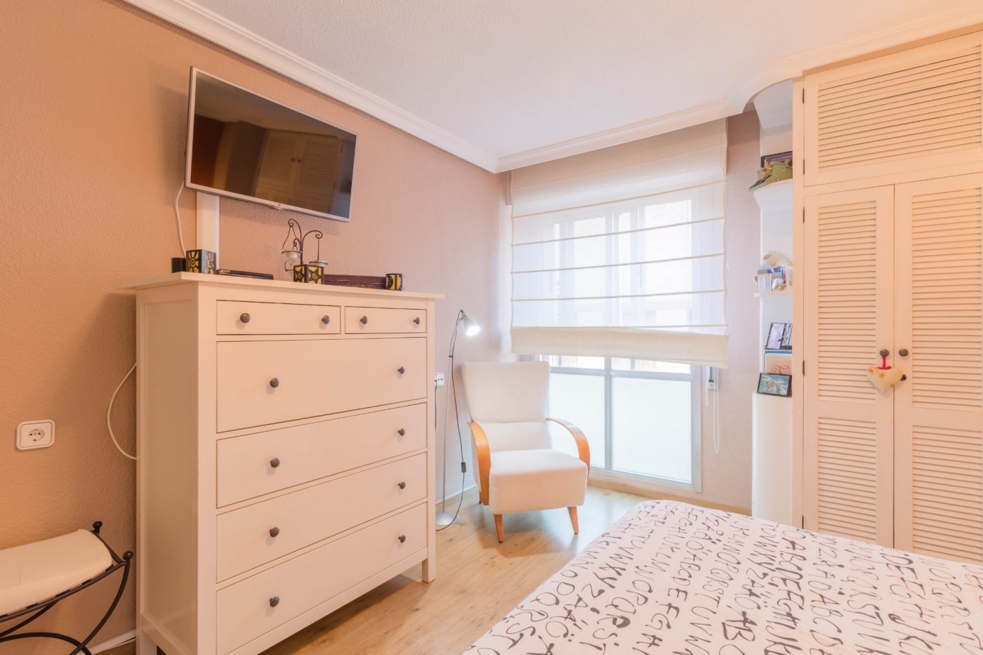 Crea un hogar en este fantástico piso. — Foto 3 de 16