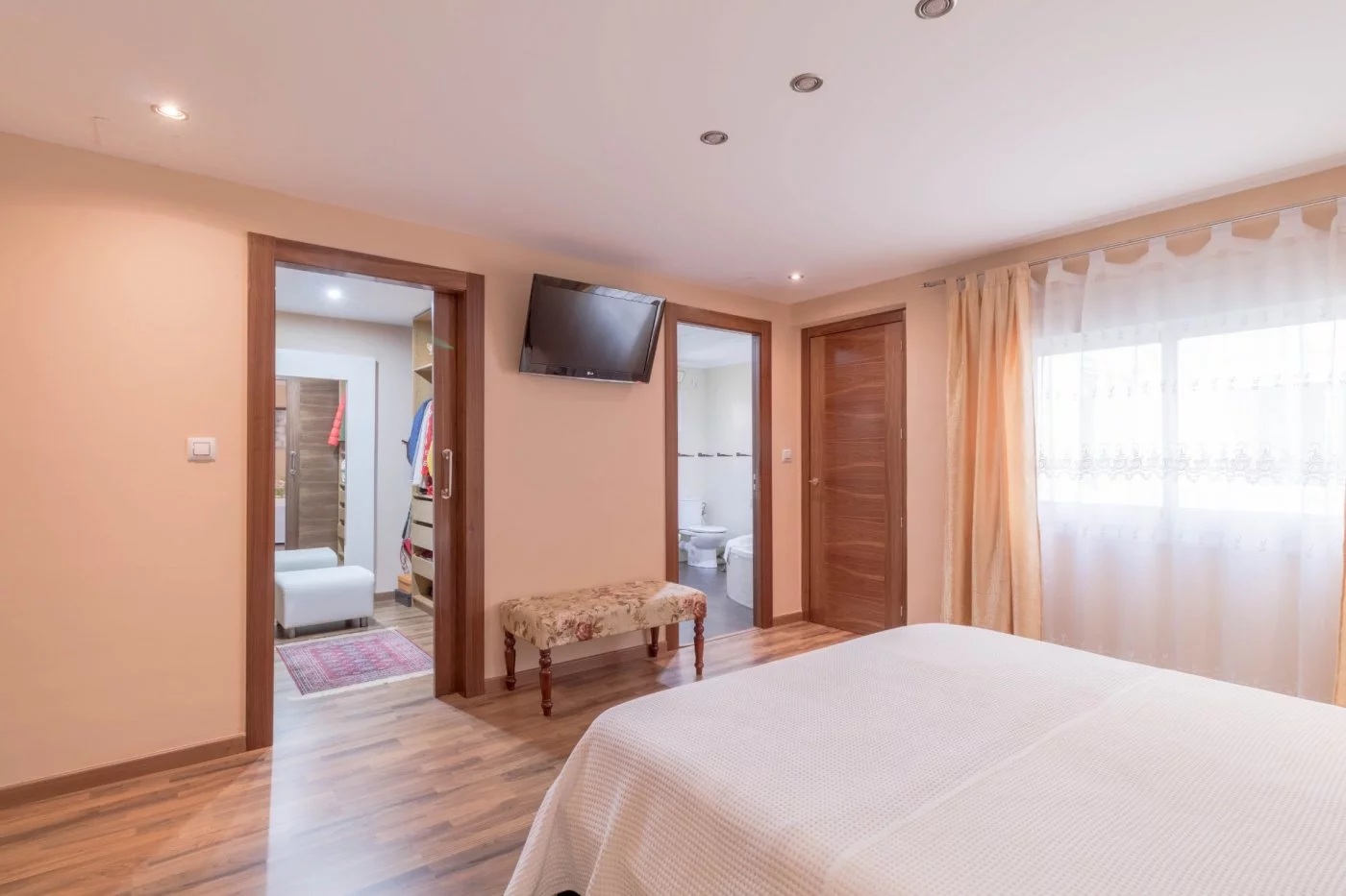 Apartment for rent in Cruz de los caídos, Elda — Photo 4 of 16