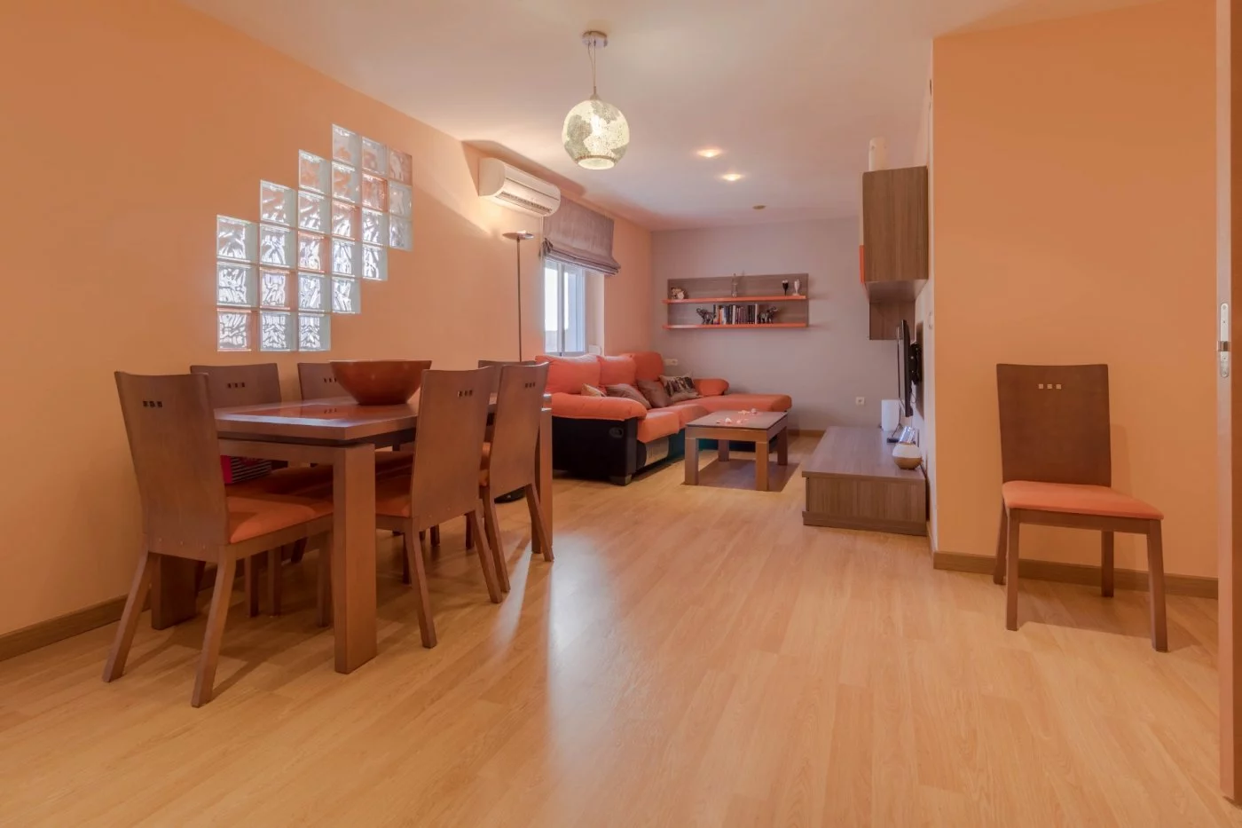 Apartment for rent in Pablo iglesias, Elda — Photo 3 of 15