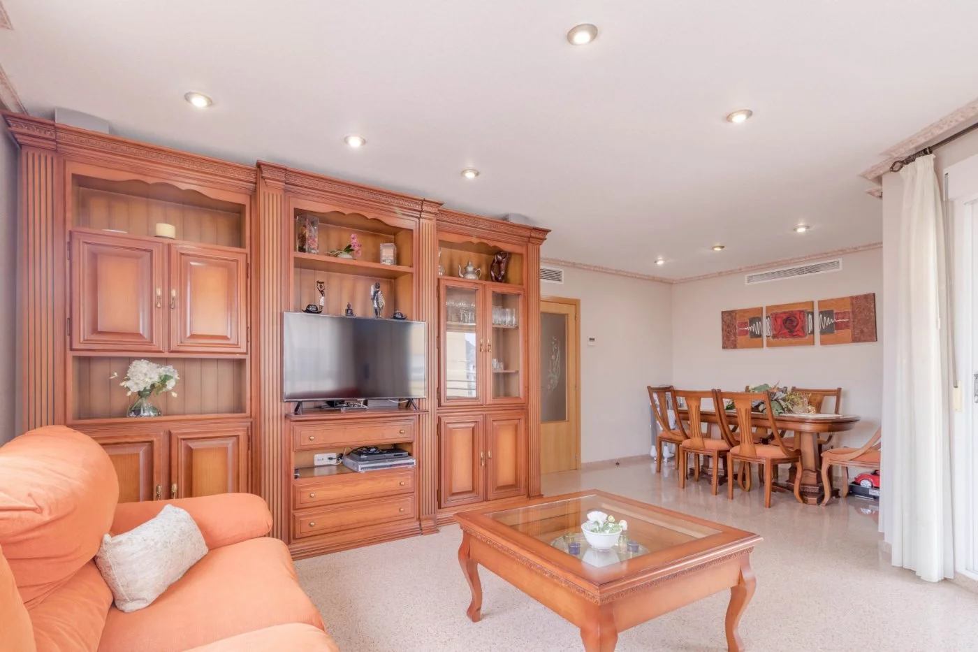 Apartment for rent in Avenida de ronda, Elda — Photo 3 of 15