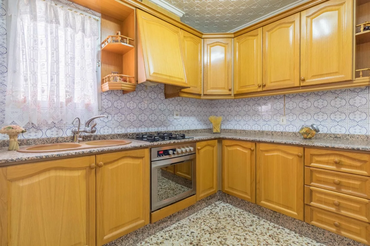 Apartment · 3 bed · 1 bath · 92 m² · Elda — Photo 2 of 11