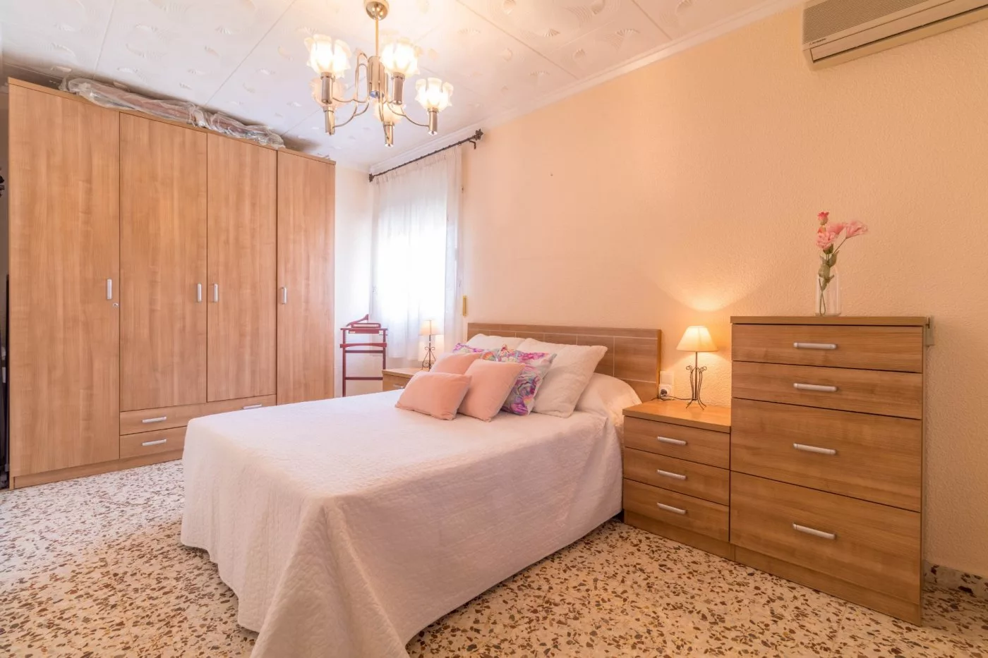 Apartment · 3 bed · 1 bath · 92 m² · Elda — Photo 3 of 11