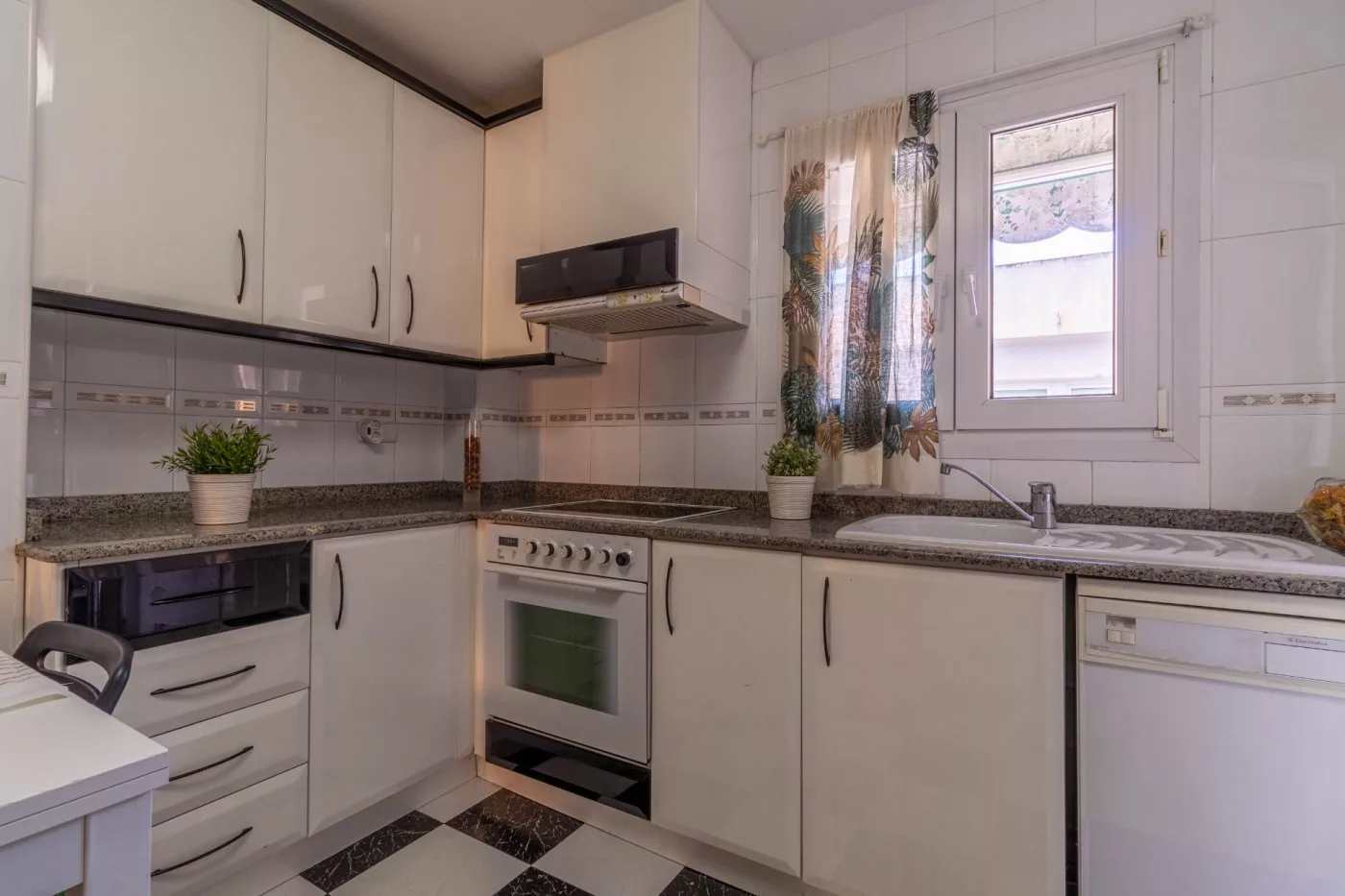 Apartment · 3 bed · 2 baths · 110 m² · Elda — Photo 5 of 18