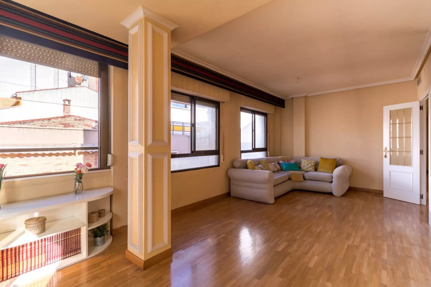 Apartment · 3 bed · 2 baths · 95 m² · Elda — Photo 2 of 17