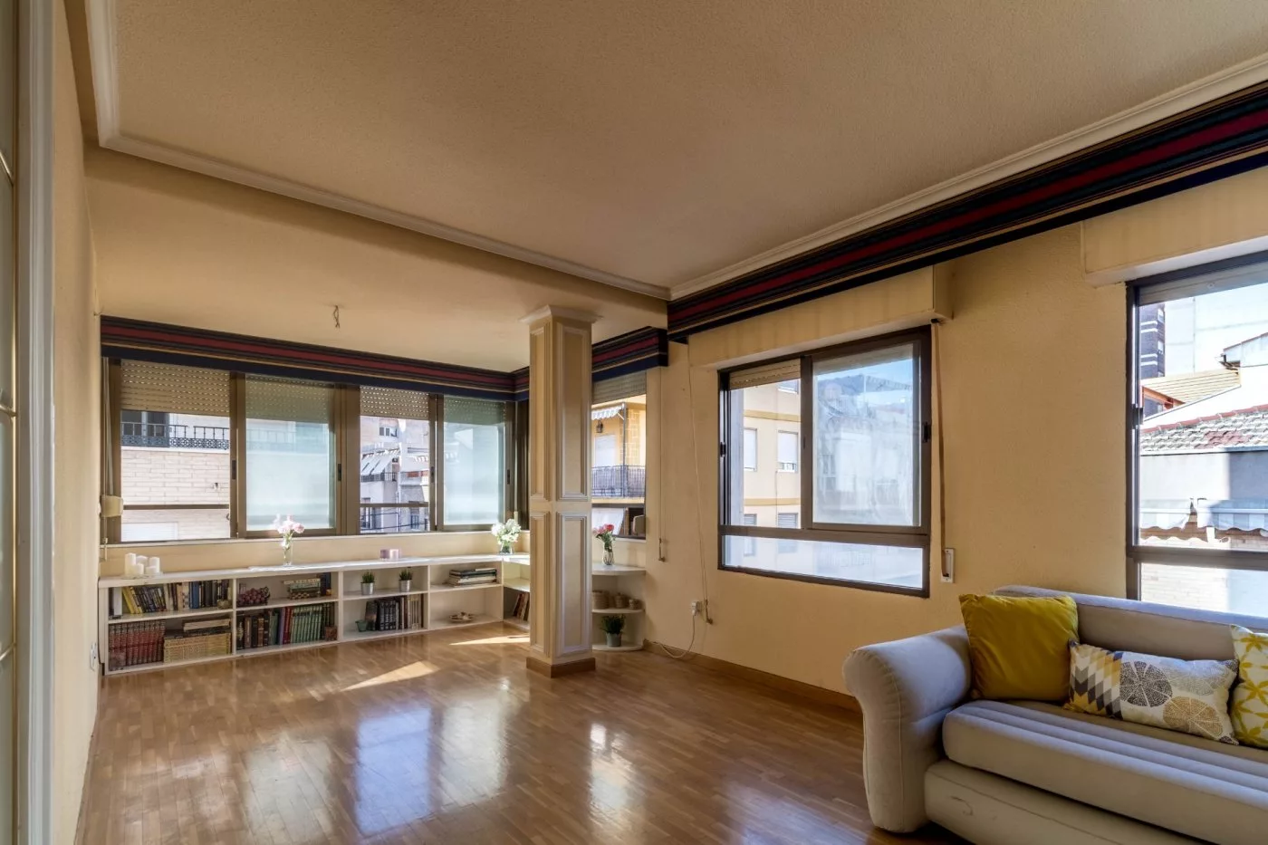 Apartment · 3 bed · 2 baths · 95 m² · Elda — Photo 4 of 17