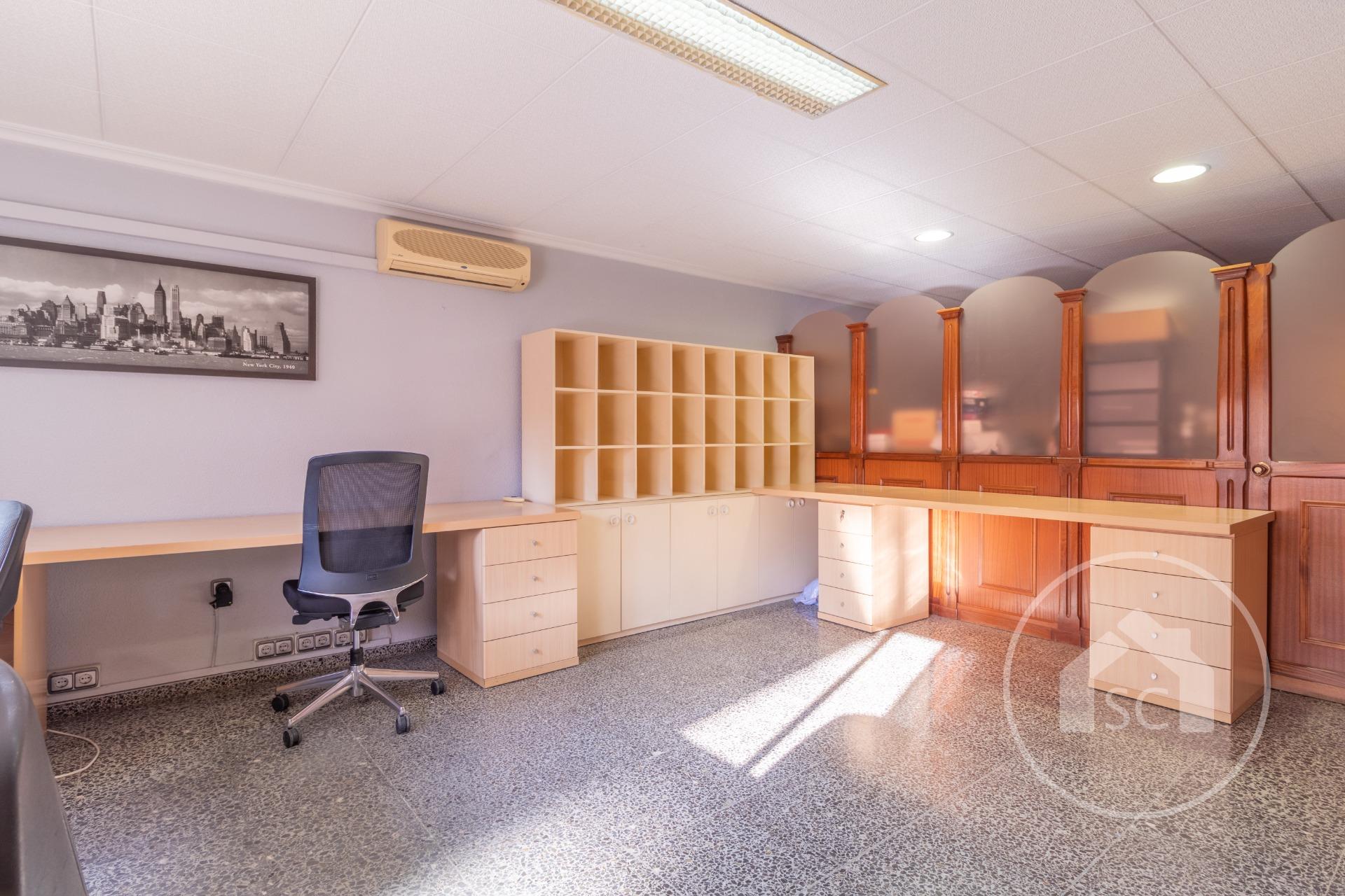 Commercial premises for sale in Pablo iglesias, Elda — Photo 2 of 12