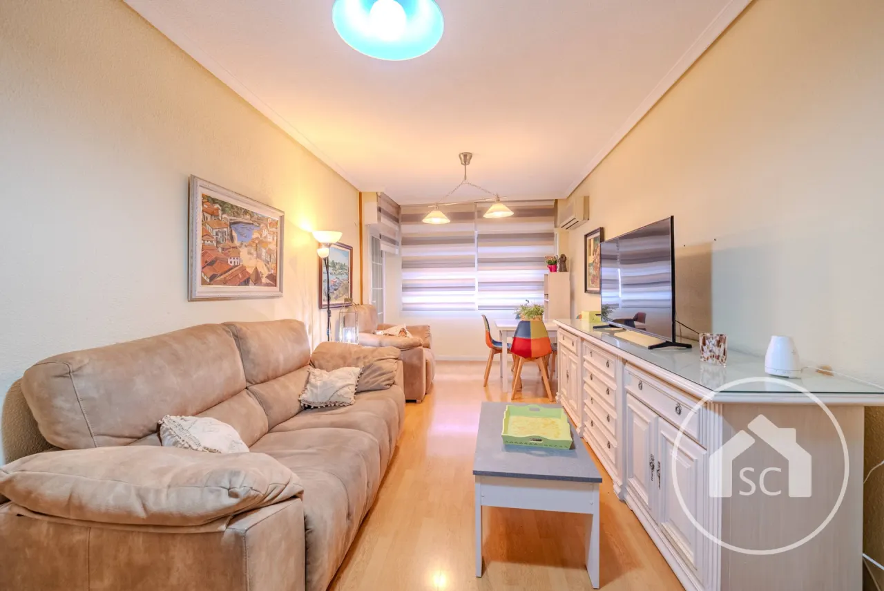 Apartment for sale in Cruz roja, Elda