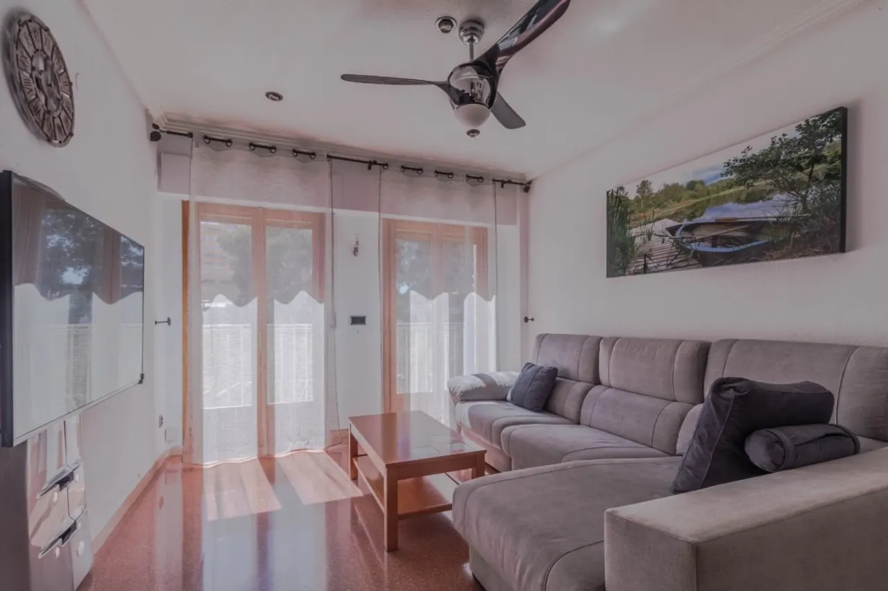 Apartment · 4 bed · 2 baths · 105 m² · Elda