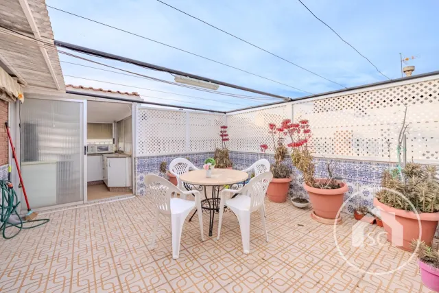 Ático Dúplex luminoso con terraza, garaje y barbacoa