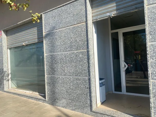 Local comercial en el Sector 9