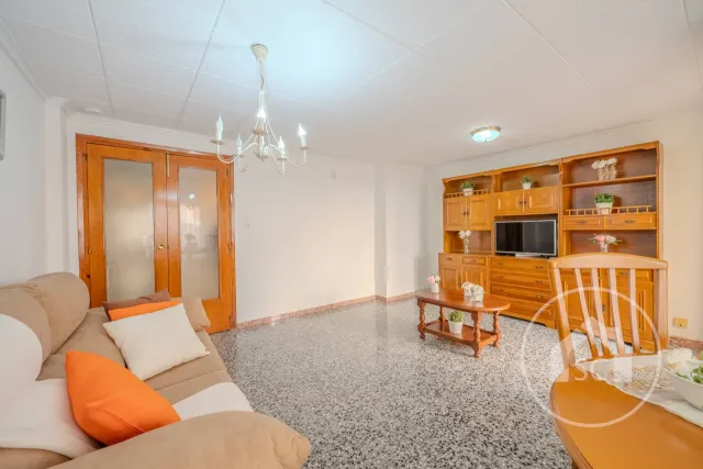 Piso para entrar a vivir en Alfonso XIII